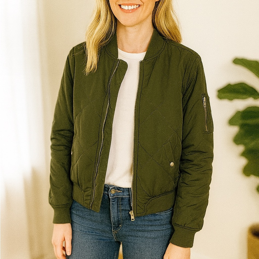 Aqua Bomber Jacket In Army / Olive Green Zipper Up Size Large